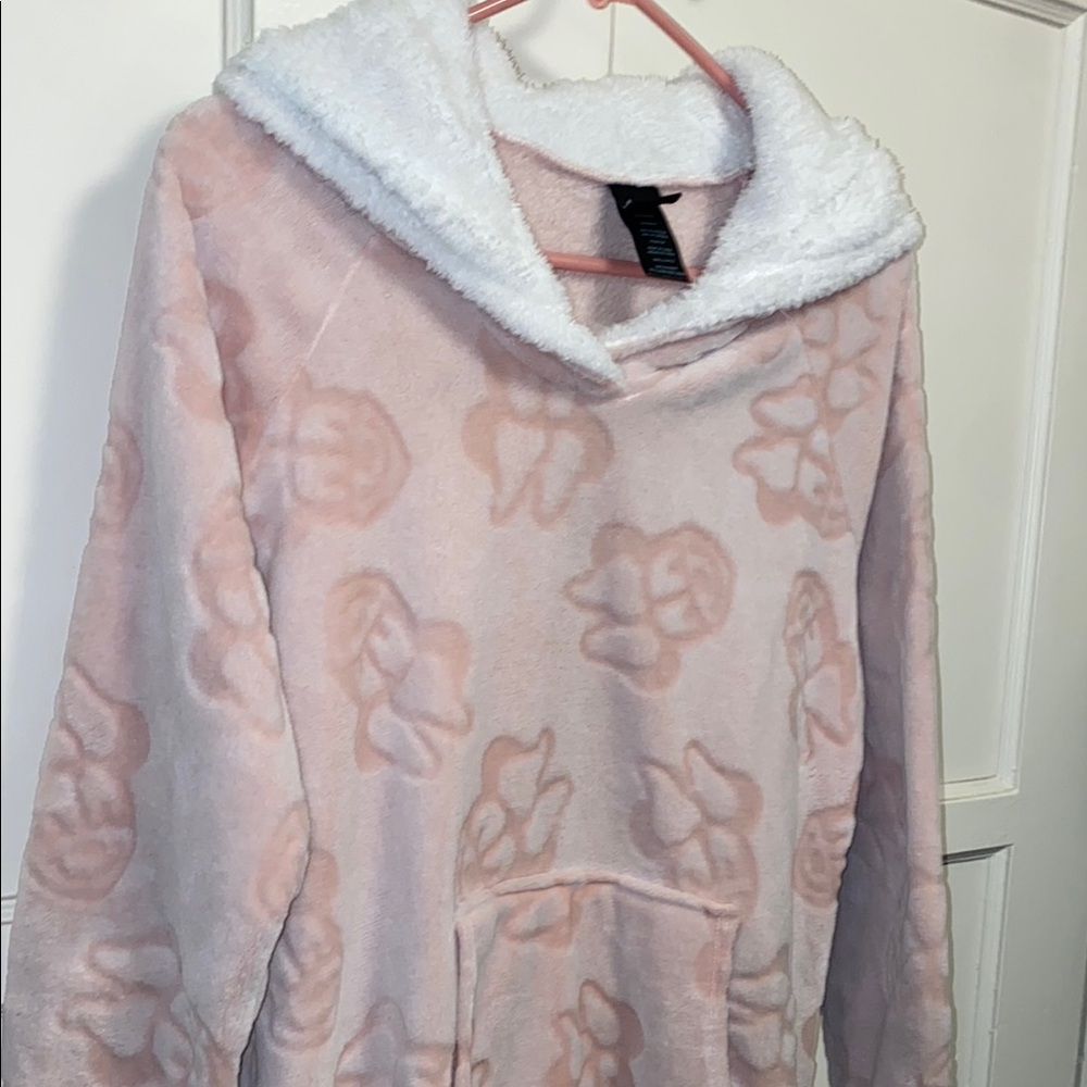 Disney Medium Pink Minnie Fleece Lounger with Sherpa Hood - Picture 13 of 14